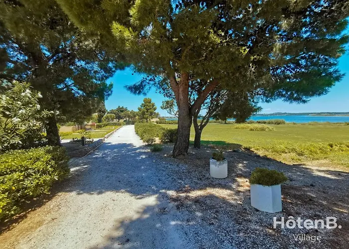 Natural Escape Air-conditioned T2 Bis Pools And Private Estate In Fitou! *